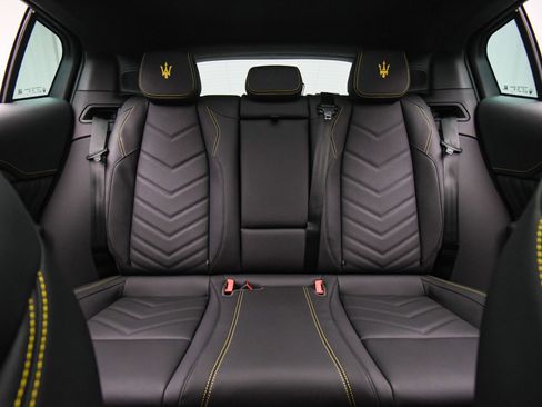 New 2025 Maserati Grecale Modena image 17