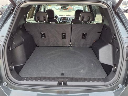 Used 2018 Chevrolet Equinox Premier image 25