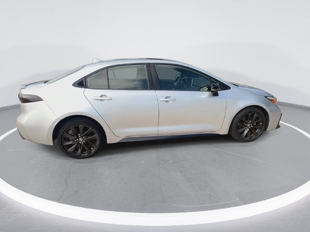 Used 2023 Toyota Corolla XSE FWD image 9
