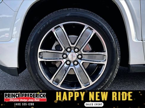 Used 2019 GMC Acadia Denali w/ Technology Package image 8