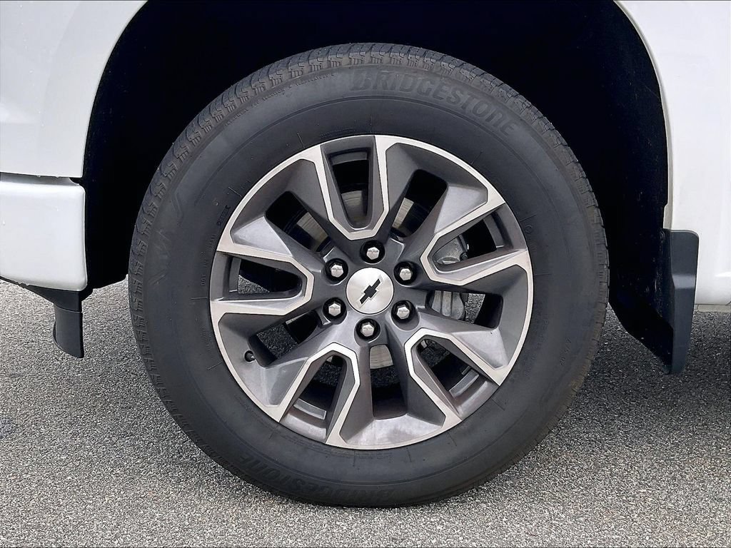 Used 2023 Chevrolet Silverado 1500 RST AWD/4WD image 7