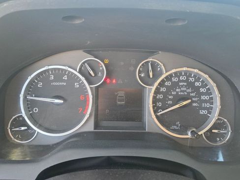 Used 2017 Toyota Tundra SR5 image 16