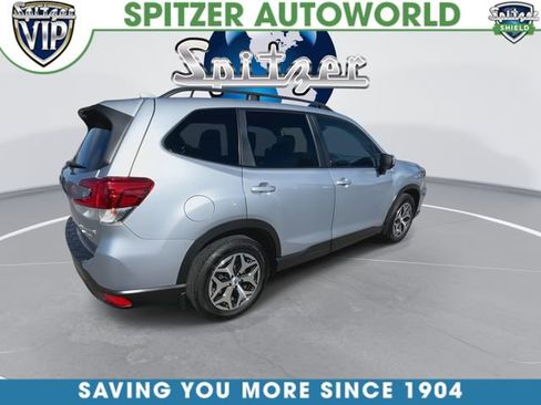 Used 2019 Subaru Forester Premium image 9