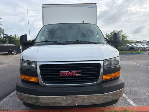 Used 2023 GMC Savana 3500 w/ Power Convenience Package RWD image 2