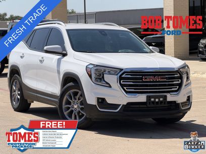 Used 2024 GMC Terrain SLT