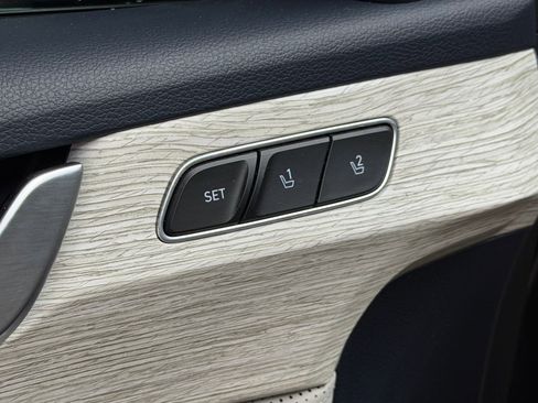 Used 2023 Hyundai Palisade Calligraphy FWD image 25