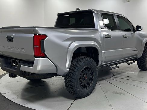 New 2025 Toyota Tacoma SR5 image 5