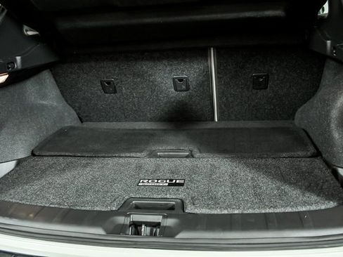 Used 2019 Nissan Rogue Sport SL w/ Premium Package image 8