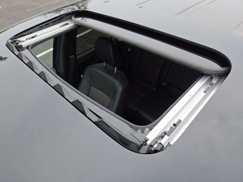 Used 2024 Honda Ridgeline Black Edition image 4