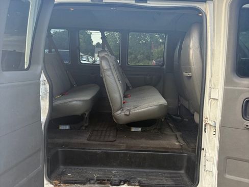 Used 2014 Chevrolet Express 3500 LT w/ LT Preferred Equipment Group RWD image 11