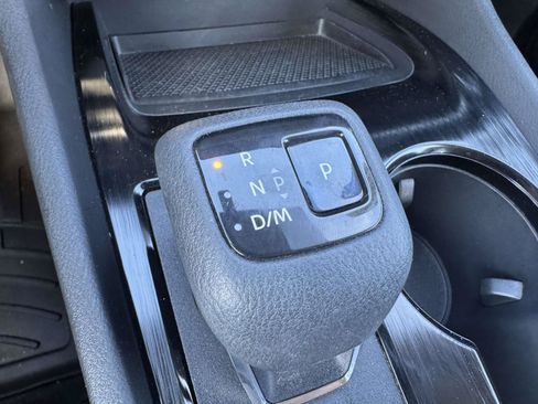 Used 2021 Nissan Rogue SV AWD/4WD image 37
