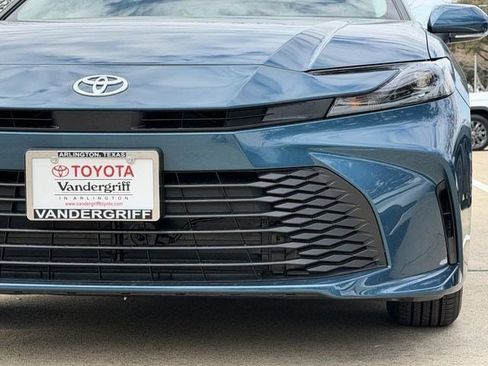 New 2026 Toyota Camry LE image 9