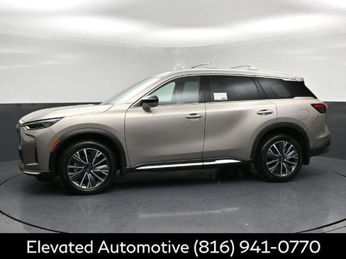 Certified 2026 INFINITI QX60 Luxe w/ Cargo Package AWD/4WD image 2