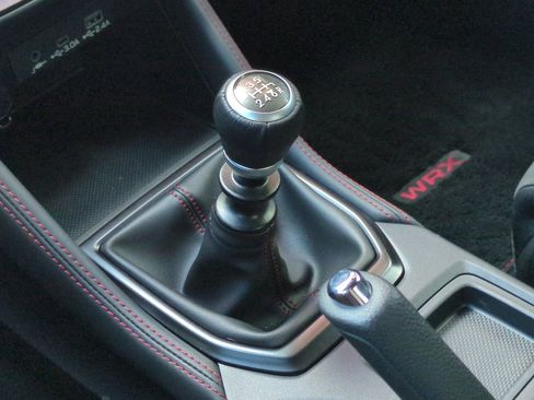 Used 2025 Subaru WRX Premium AWD/4WD image 32