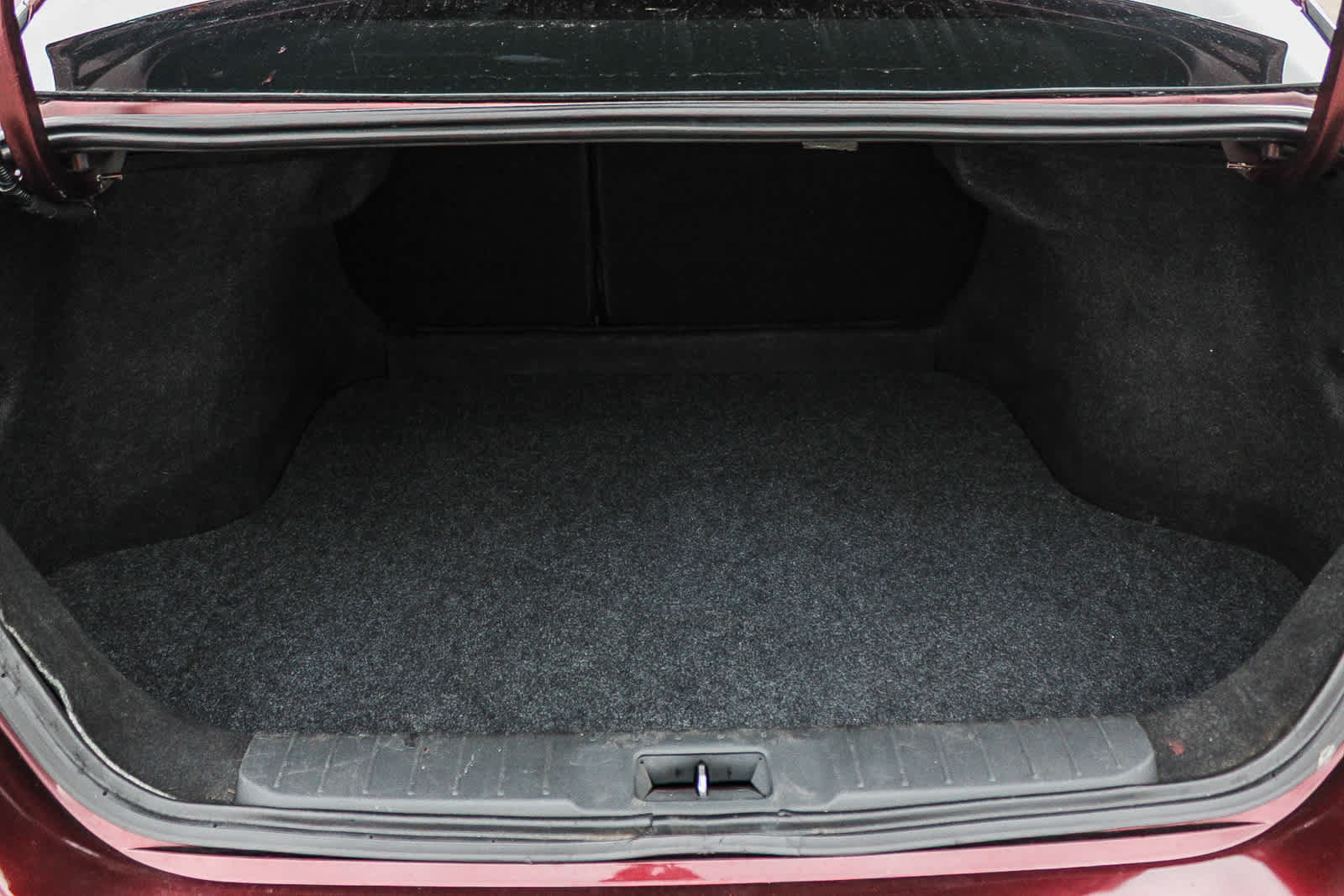 Used 2025 Nissan Sentra SV FWD image 25