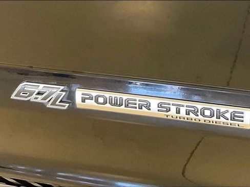 Used 2019 Ford F350 Lariat w/ Lariat Ultimate Package image 9