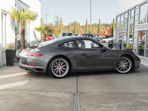 Used 2017 Porsche 911 Carrera 4S image 7
