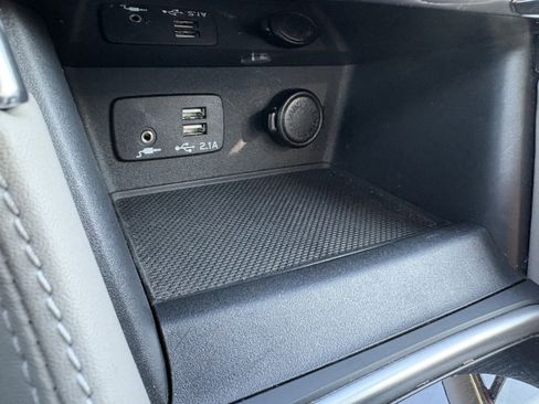 Certified 2024 Subaru Forester Limited w/ Convenience Package image 21