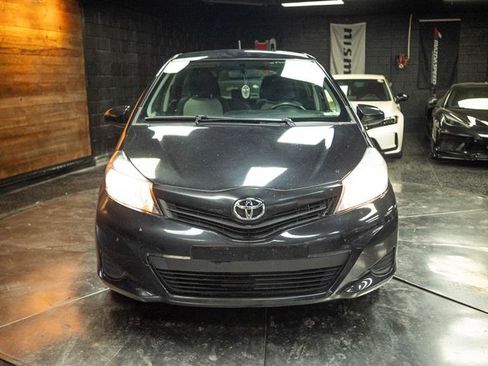 Used 2013 Toyota Yaris LE FWD image 4
