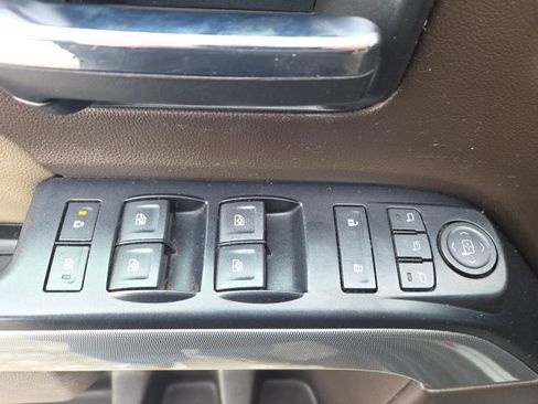 Used 2017 Chevrolet Silverado 1500 LTZ Z71 w/ LTZ Plus Package image 22