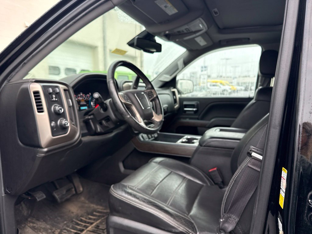 Used 2017 GMC Sierra 1500 Denali w/ Denali Ultimate Package AWD/4WD image 7