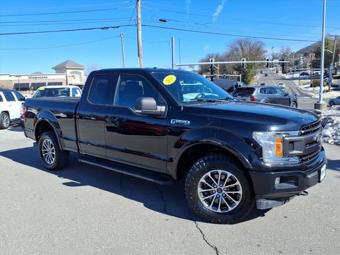 Used 2018 Ford F150 XLT w/ Equipment Group 302A Luxury image 2