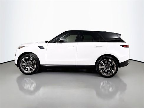 Certified 2023 Land Rover Range Rover Sport SE image 8