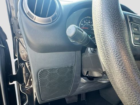 Used 2018 Jeep Wrangler Unlimited Sport AWD/4WD image 11