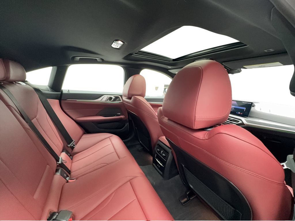 Used 2023 BMW i4 eDrive35 RWD image 31