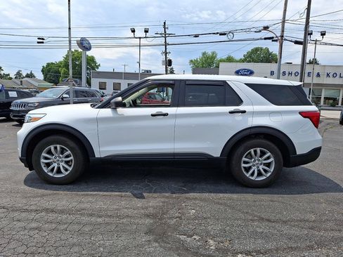 Certified 2021 Ford Explorer 4WD w/ Class III Trailer Tow Package image 4