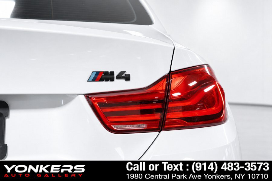 Used 2019 BMW M4 Coupe w/ Competition Package RWD image 22