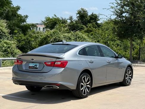 Used 2025 Chevrolet Malibu RS FWD image 5