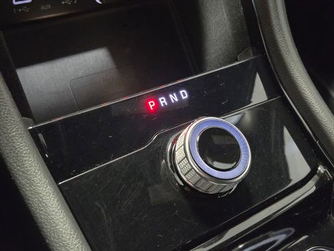 Certified 2022 Jeep Grand Cherokee L Laredo image 8