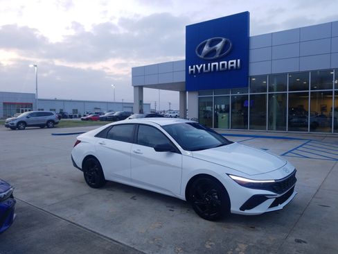 New 2026 Hyundai Elantra Sport FWD image 1