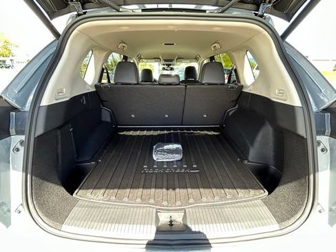New 2026 Nissan Rogue SV w/ Rock Creek Premium Package AWD/4WD image 44