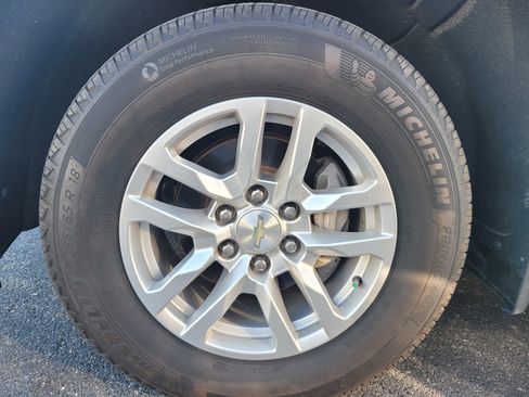 Used 2020 Chevrolet Silverado 1500 LT w/ All-Star Edition RWD image 9