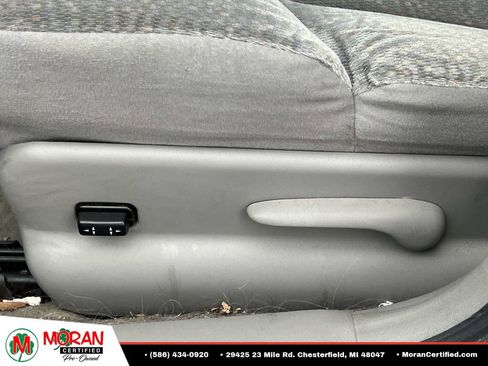Used 2004 Buick Century Custom FWD image 26