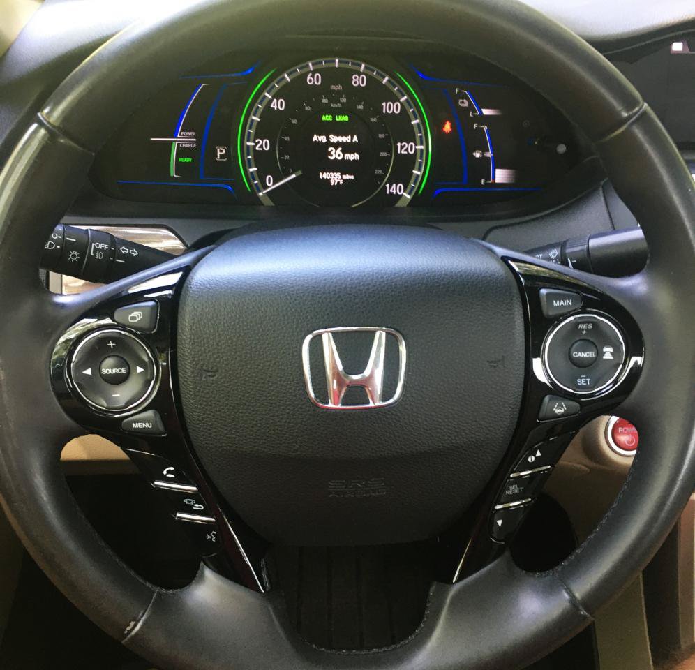 Used 2017 Honda Accord Touring image 16