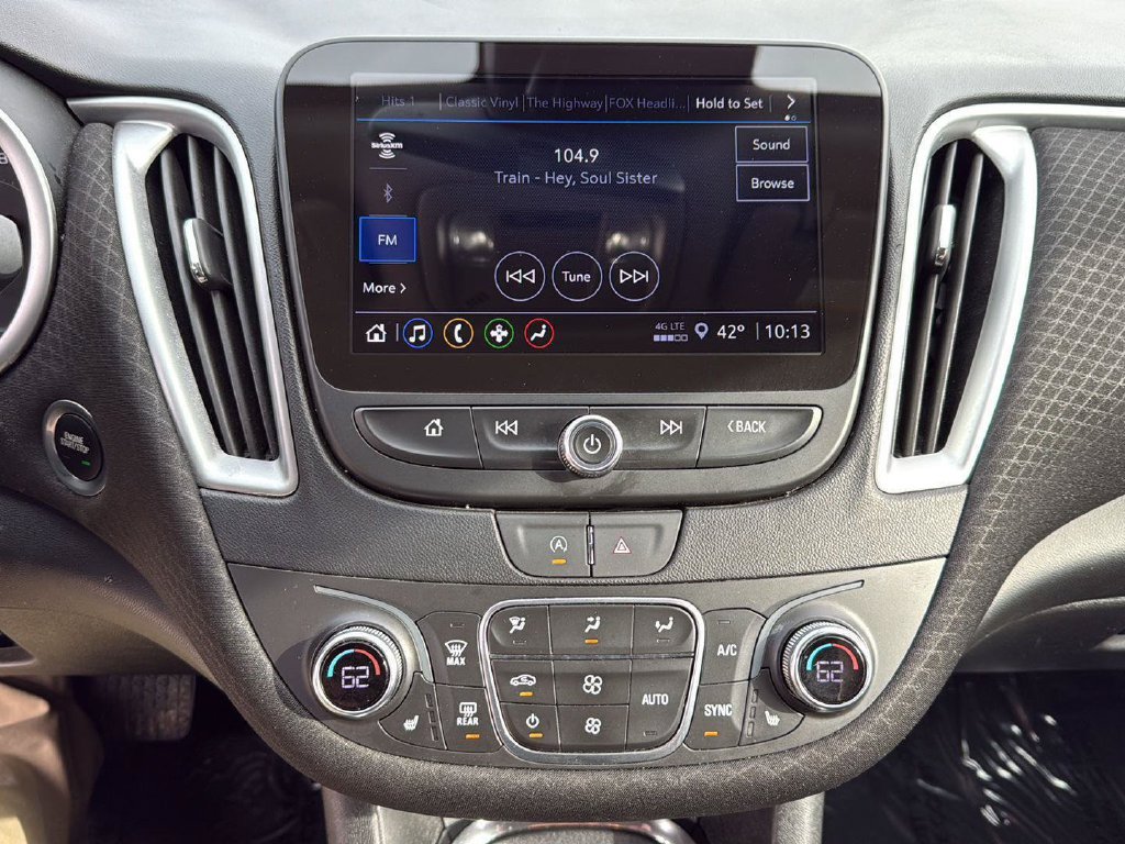 Used 2024 Chevrolet Malibu LT FWD image 5