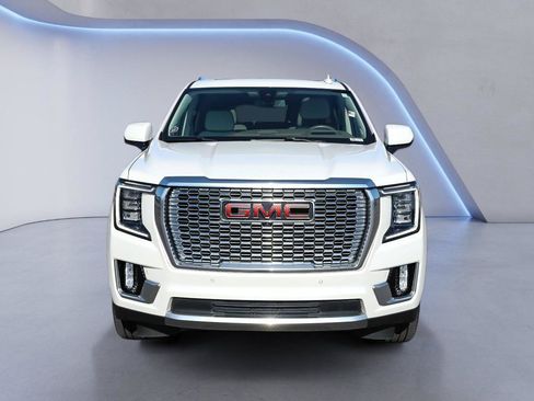 Used 2021 GMC Yukon Denali AWD/4WD image 10