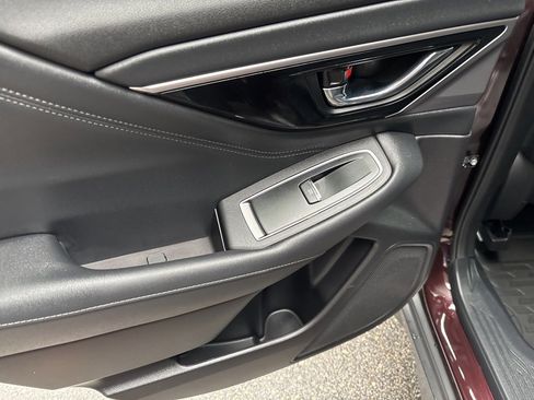 Used 2023 Subaru Outback Touring XT image 8