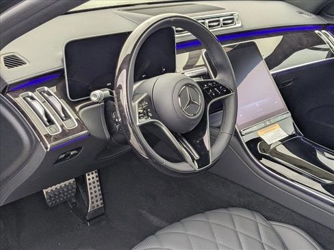 New 2026 Mercedes-Benz S 580 4MATIC Sedan image 3