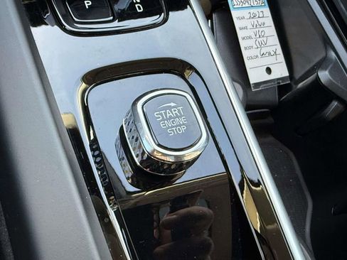 Used 2023 Volvo V60 B5 Cross Country Plus w/ Climate Package image 23