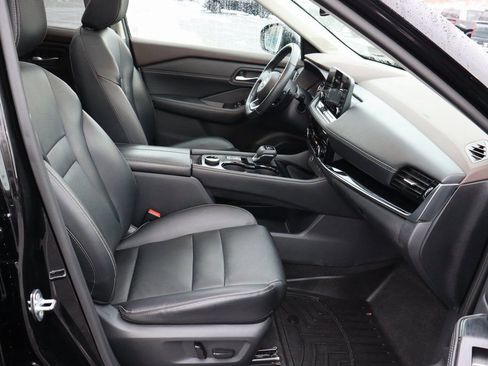 Used 2022 Nissan Rogue SL w/ SL Premium Package image 23