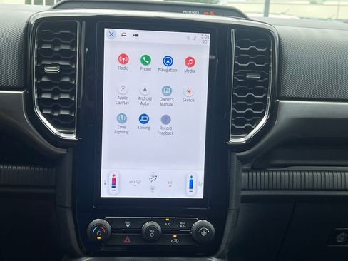 Used 2024 Ford Ranger XLT image 12