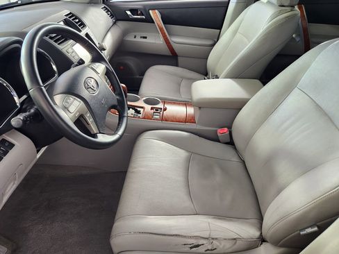 Used 2008 Toyota Highlander Limited AWD/4WD image 12