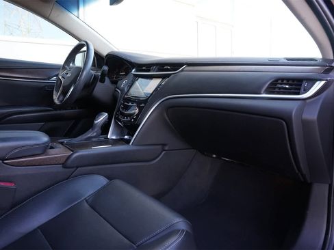 Used 2019 Cadillac XTS Luxury image 22