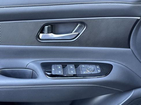 New 2025 Nissan Murano SV image 7