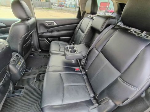 Used 2020 Nissan Pathfinder SL image 80
