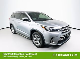 Used 2017 Toyota Highlander Limited video 1